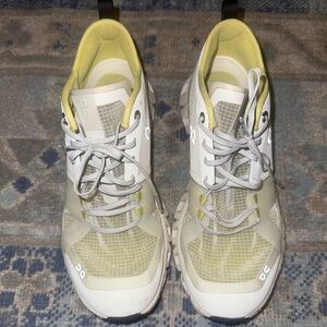 Vapor/Acacia Cloud x Swift On Sneakers